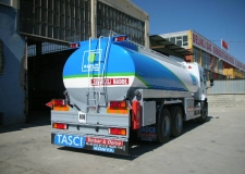 13.000- 16.000 LITER FUEL TANKER MOUNTED TRUCK