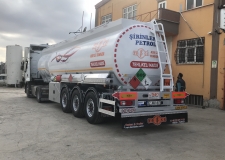 ADR BELGELİ TANKER TREYLER