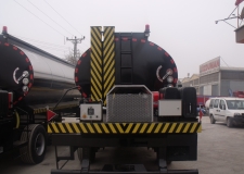 Heating System Isolated Asfalt Bitumen Tank Trailer (Burner Heating System)