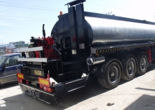 Heating System Isolated Asfalt Bitumen Tank Trailer (Burner Heating System