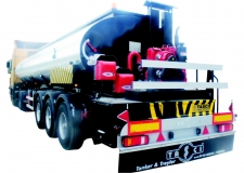 Heating System Isolated Asfalt Bitumen Tank Trailer (Burner Heating System