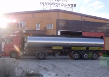 Heating System Isolated Asfalt Bitumen Tank Trailer (Burner Heating System