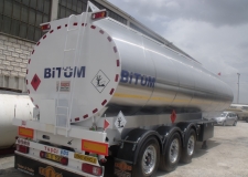 Heating System Isolated Asfalt Bitumen Tank Trailer (Burner Heating System