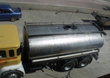 Camion-citerne de chrome d'acier sur le camion-30